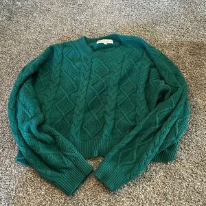 Heritage Green Crew Neck Cable Knit Sweater
